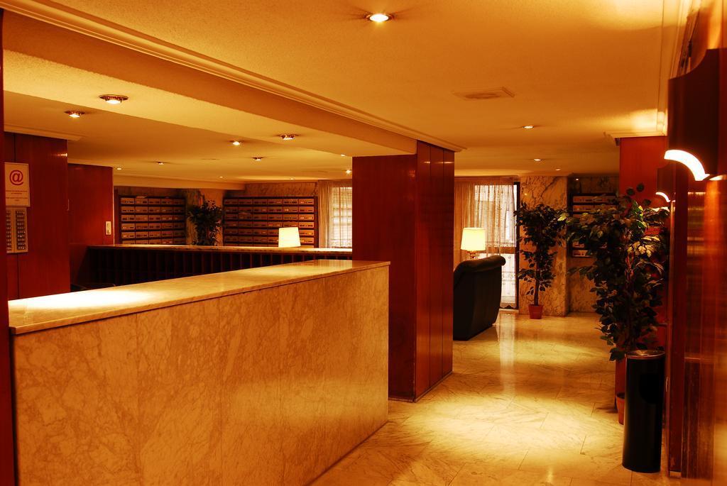 Apartamentos Goya 75 Madrid Ngoại thất bức ảnh