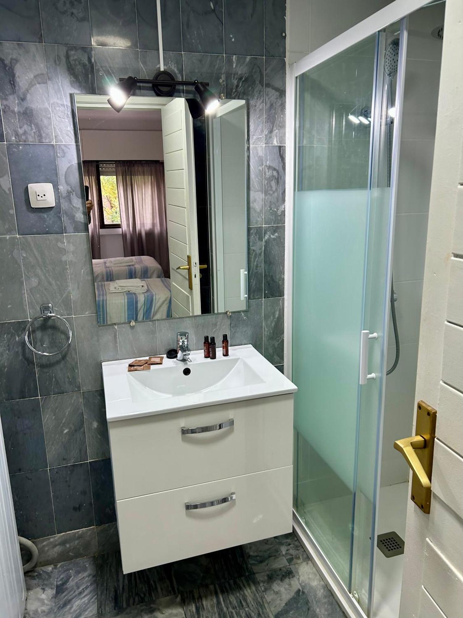 Apartamentos Goya 75 Madrid Ngoại thất bức ảnh