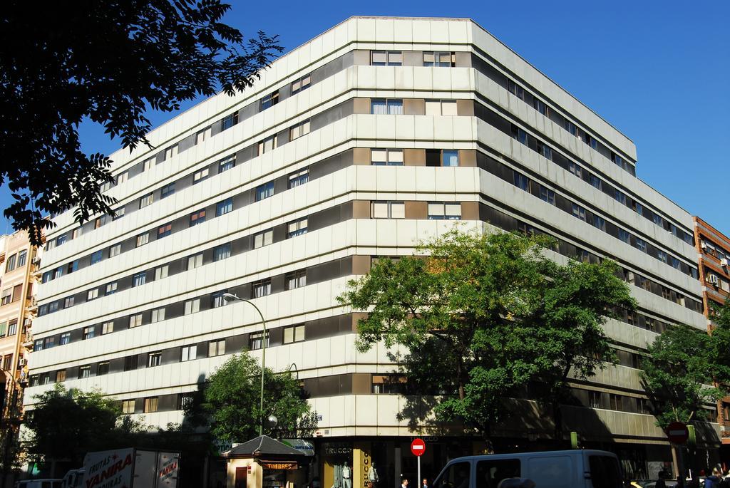 Apartamentos Goya 75 Madrid Ngoại thất bức ảnh